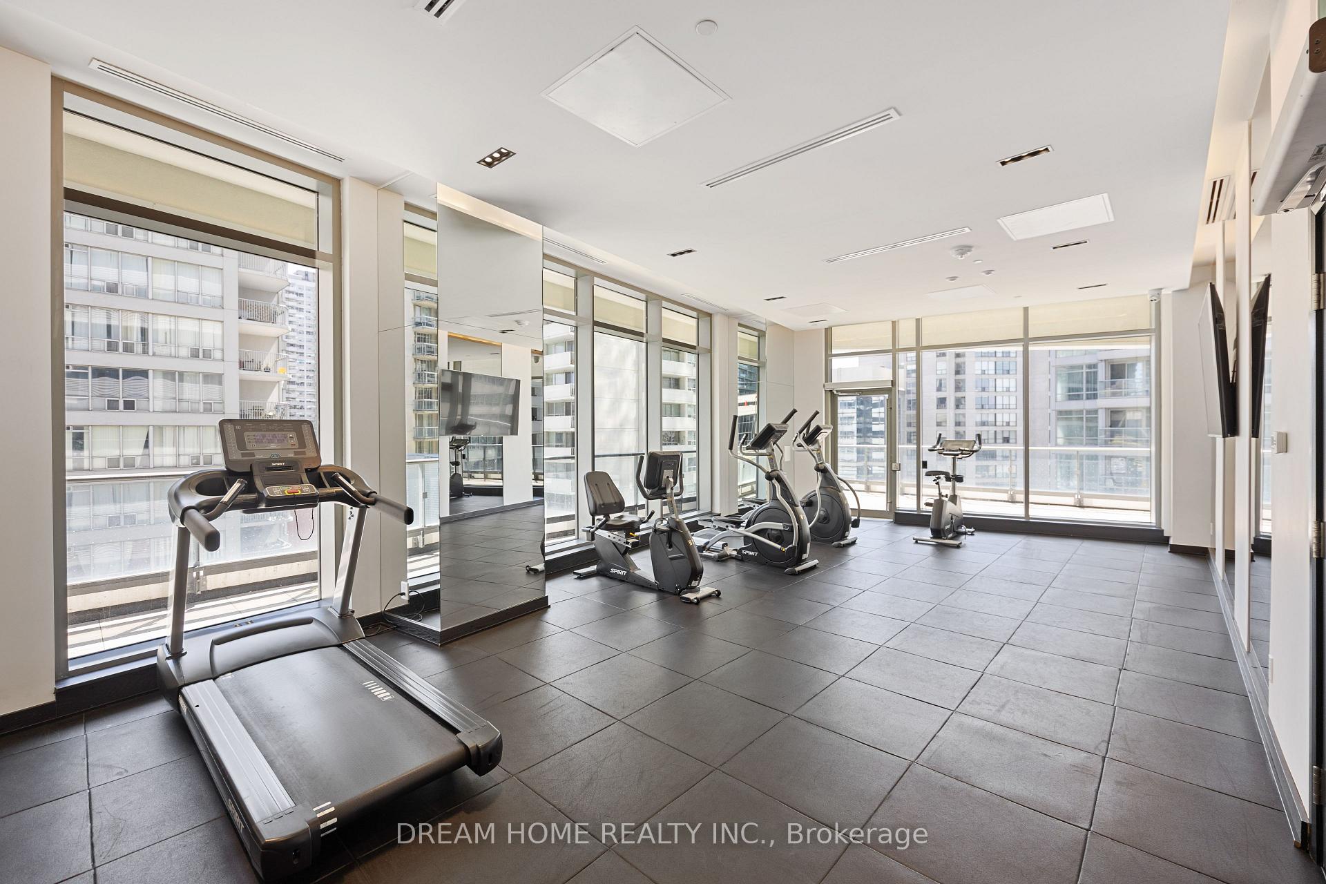 Photo 37 of Unit 5303, 2221 Yonge Street, Toronto, Mount Pleasant East — HOMEH