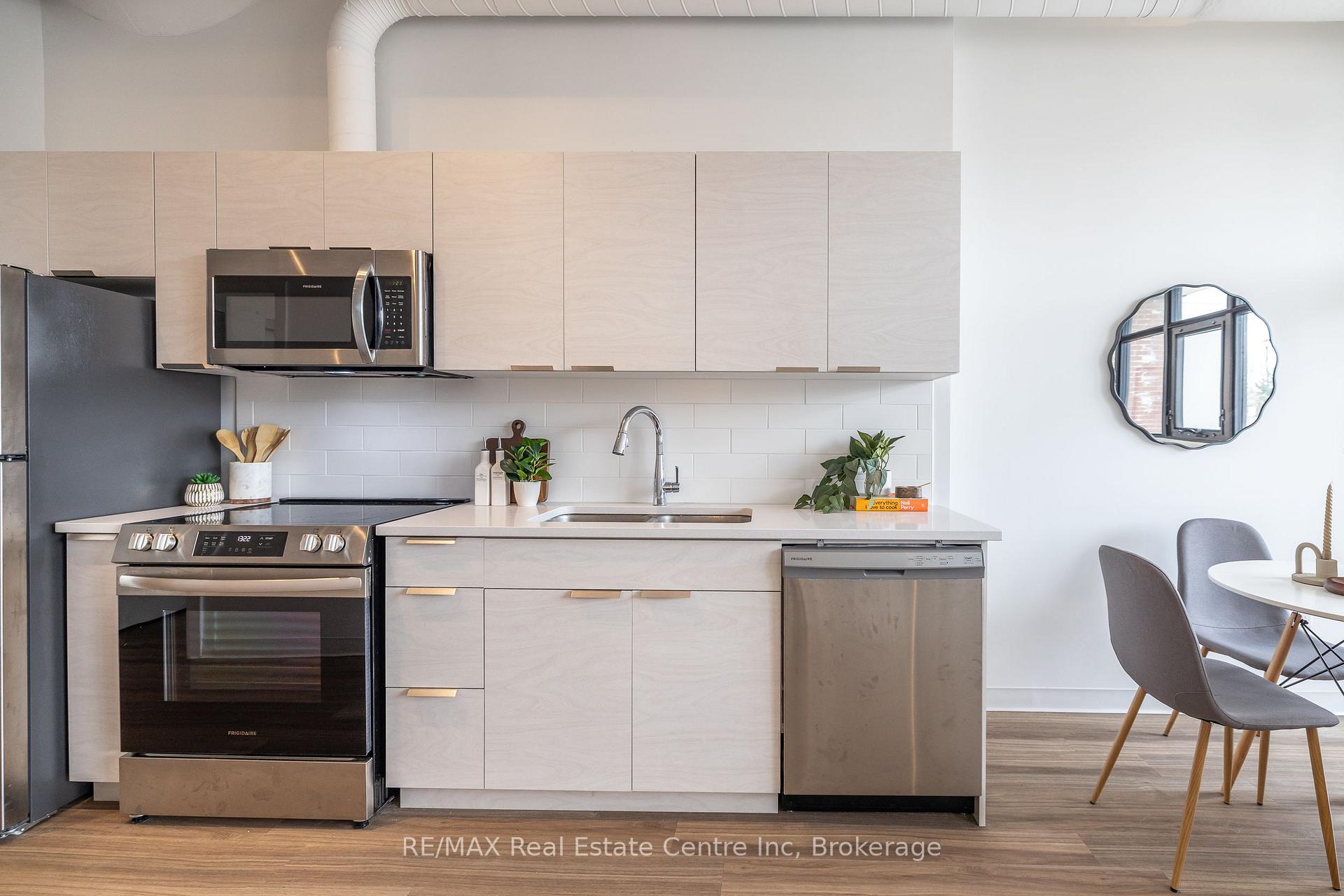 Photo 7 of Unit 101, 120 Huron Street, Guelph, St. Patrick's Ward — HOMEH