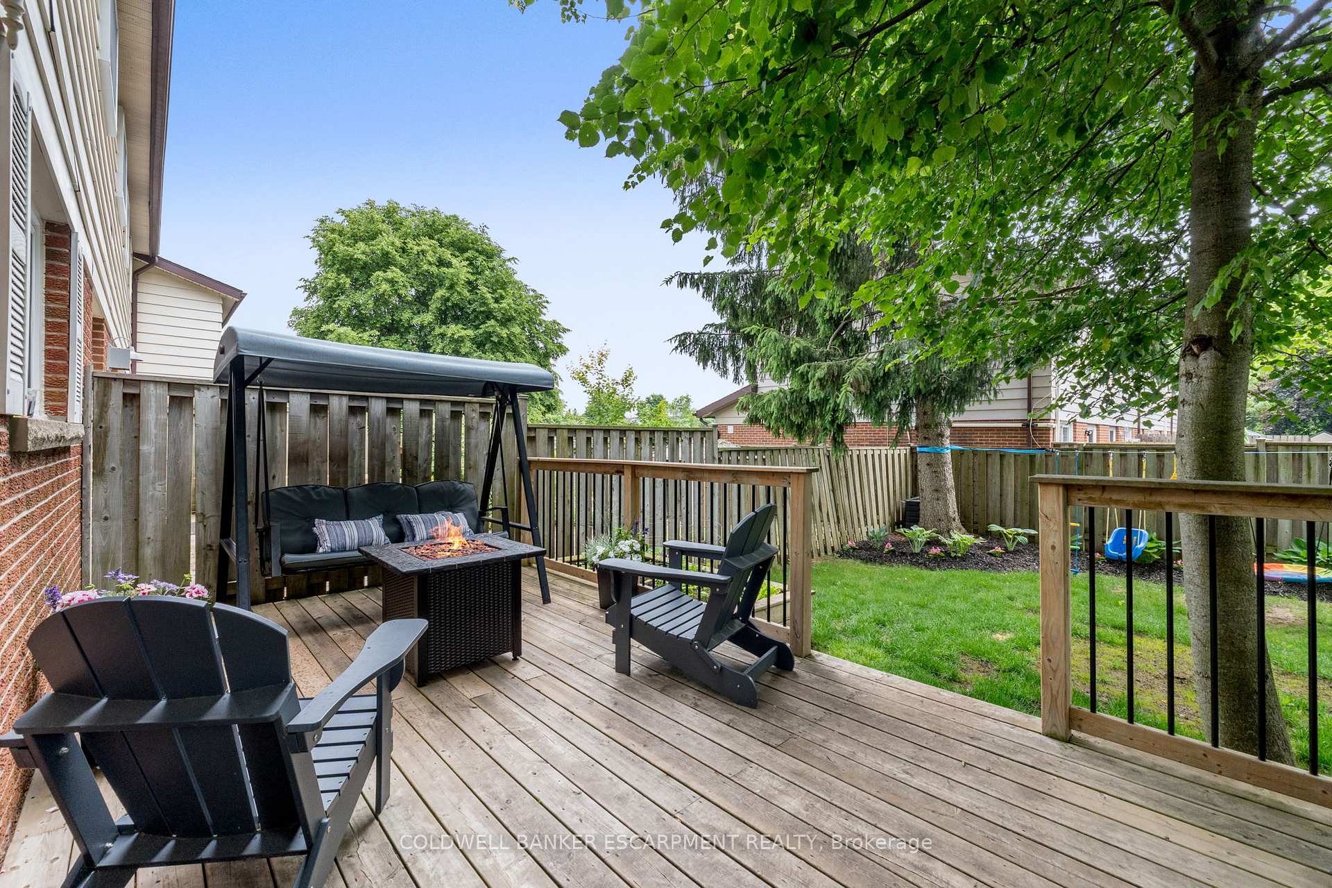 Photo 16 of 119 Kingham Road, Halton Hills, Acton — HOMEH