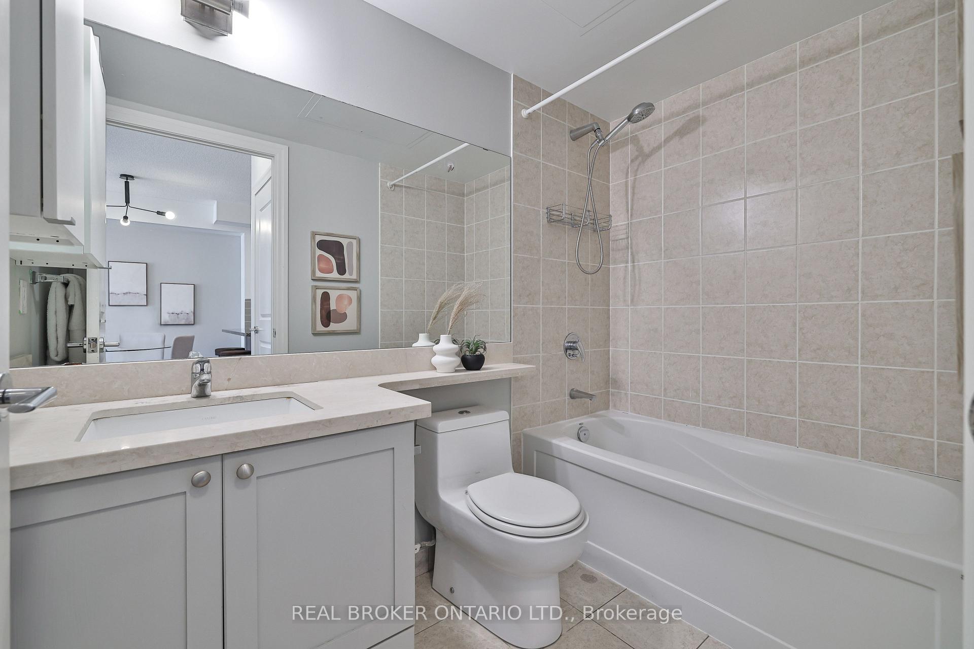 Photo 30 of Unit 301, 111 Upper Duke Crescent, Markham, Unionville — HOMEH