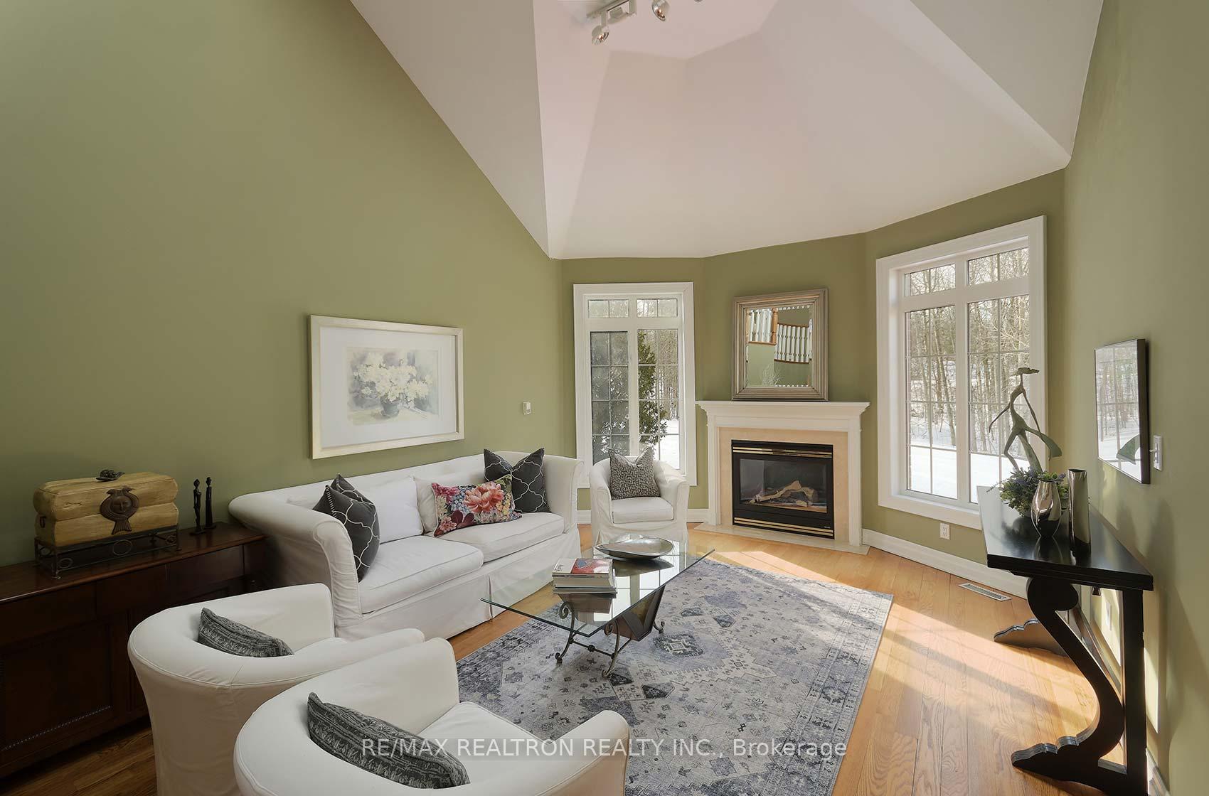 Photo 11 of 419 Crossing Bridge Place, Aurora, Aurora Estates — HOMEH