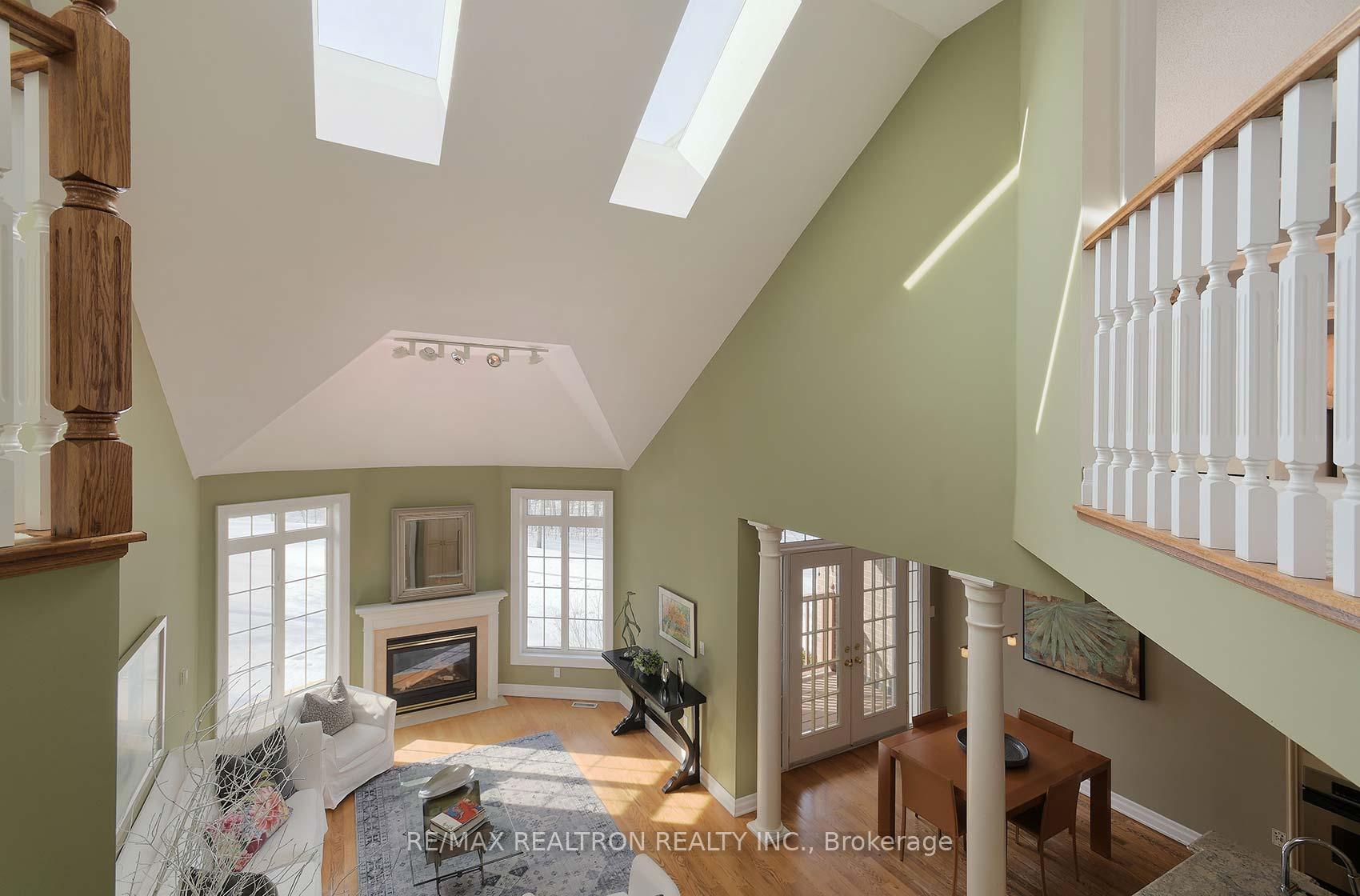 Photo 12 of 419 Crossing Bridge Place, Aurora, Aurora Estates — HOMEH