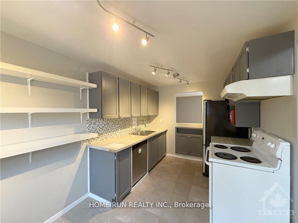 Photo 4 of Unit 164, 1045 Morrison Drive, Ottawa, Redwood Park — HOMEH