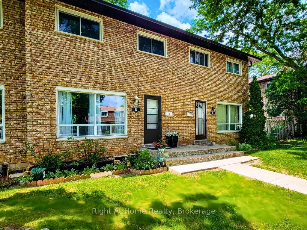 Front of 8 Glenburn Court