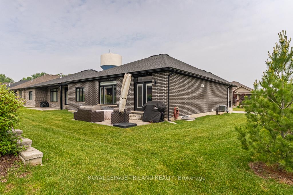 Photo 27 of Unit 34, 121 Robin Ridge, Central Elgin, Port Stanley — HOMEH