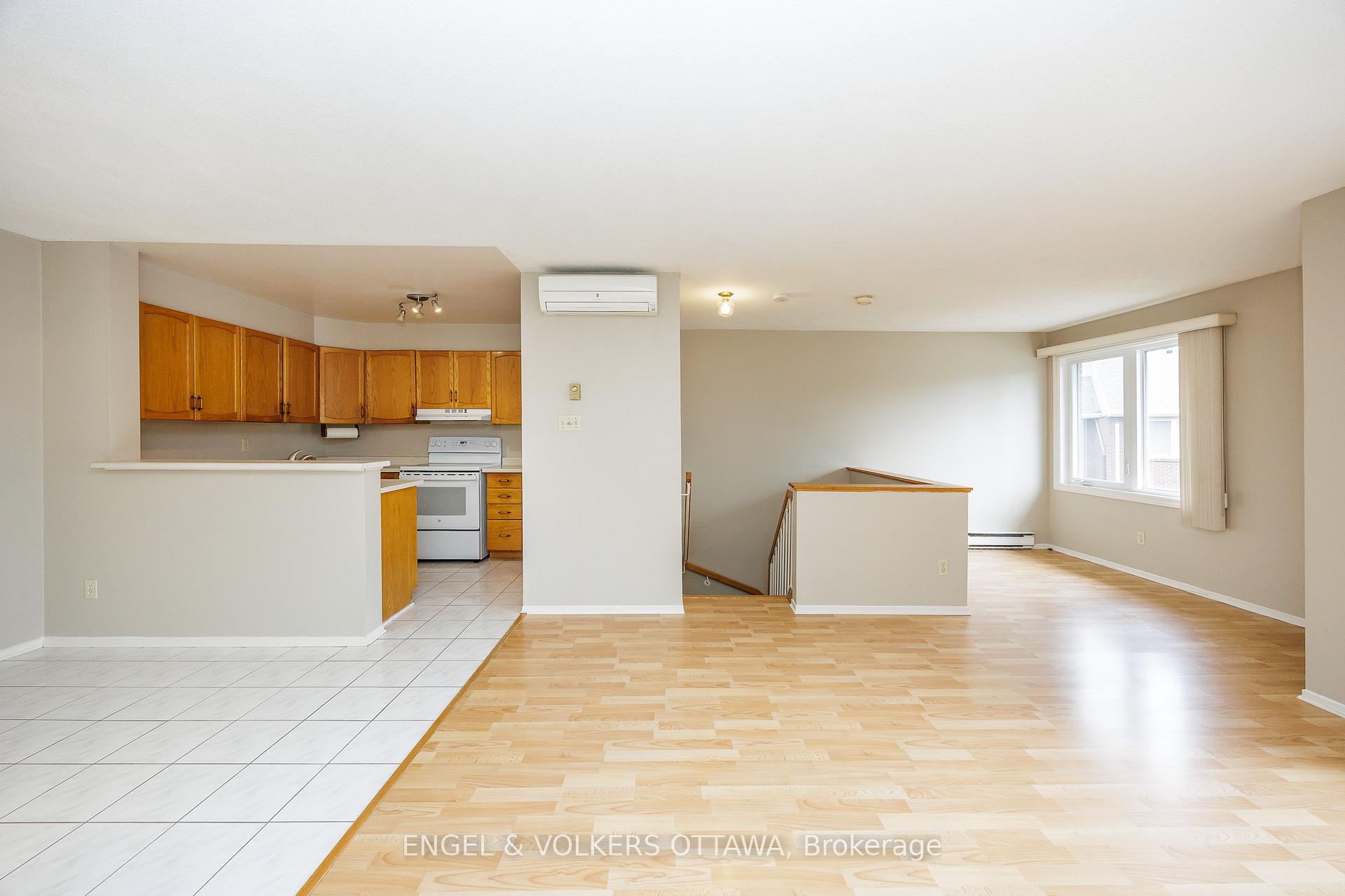 Photo 8 of Unit 203, 1795 Marsala Crescent, Ottawa, Fallingbrook/Pineridge — HOMEH