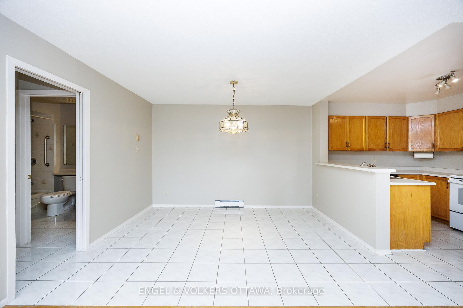 Photo 13 of Unit 203, 1795 Marsala Crescent, Ottawa, Fallingbrook/Pineridge — HOMEH