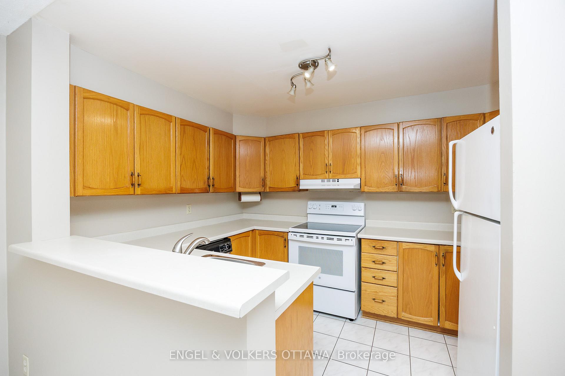Photo 15 of Unit 203, 1795 Marsala Crescent, Ottawa, Fallingbrook/Pineridge — HOMEH