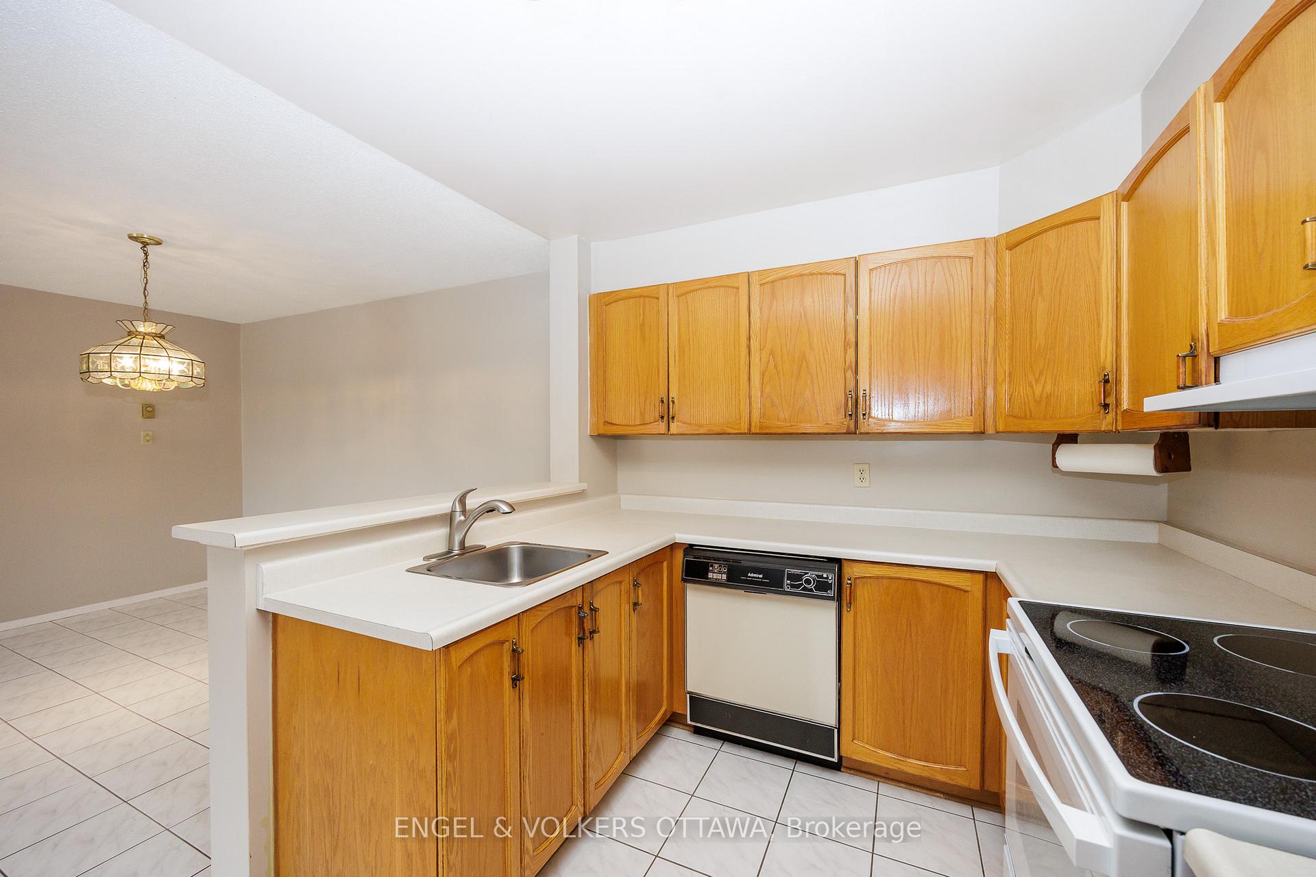 Photo 18 of Unit 203, 1795 Marsala Crescent, Ottawa, Fallingbrook/Pineridge — HOMEH