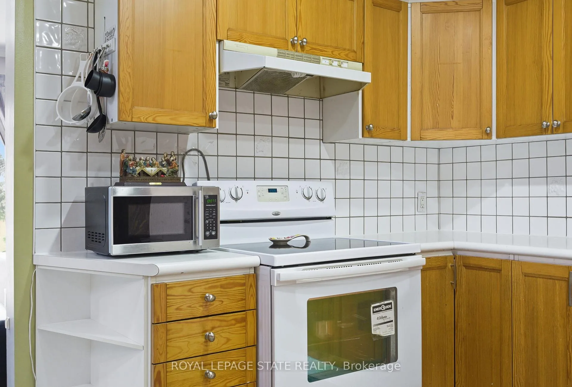 Photo 6 of Unit 6, 1300 Upper Ottawa Street, Hamilton, Quinndale — HOMEH
