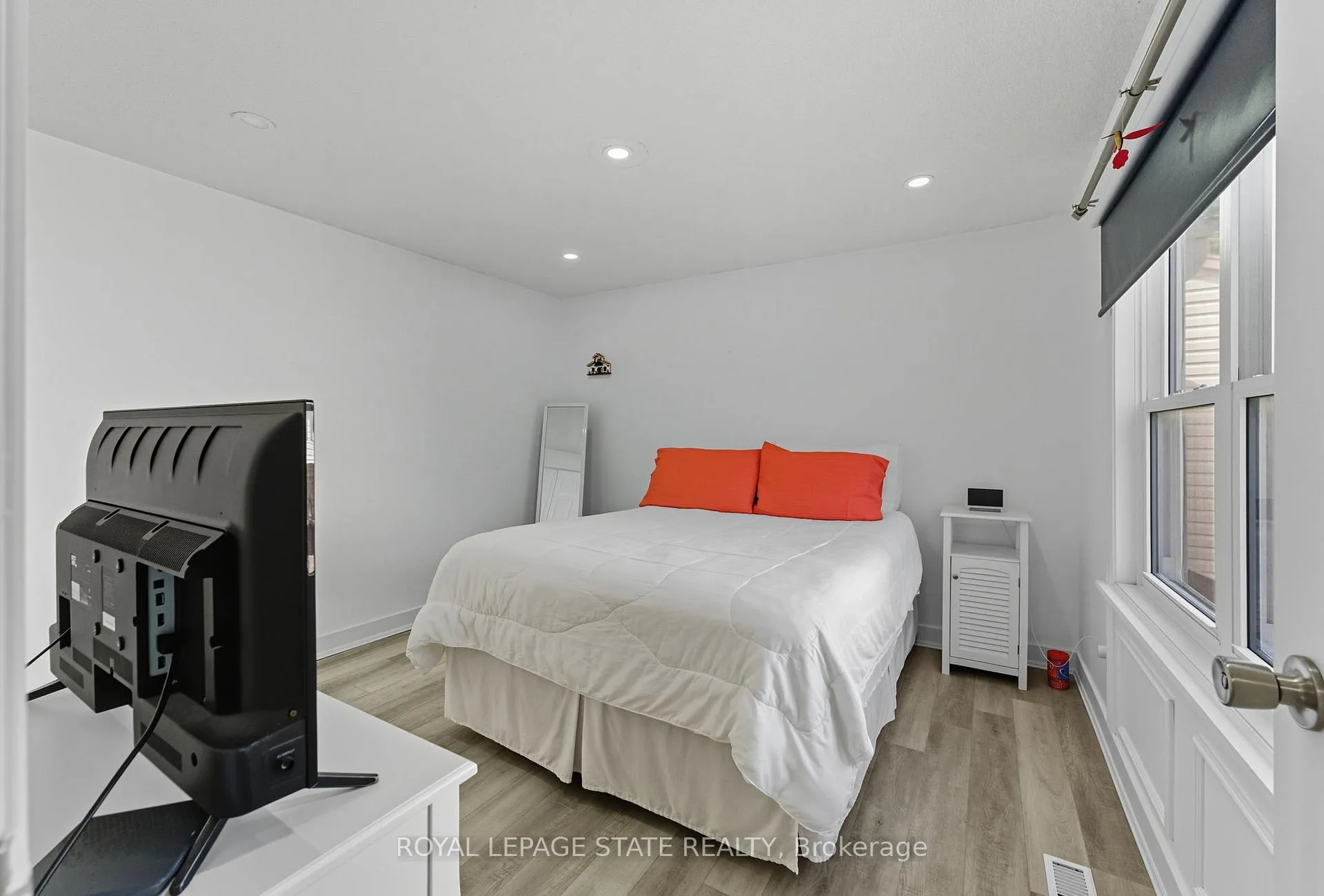 Photo 16 of Unit 6, 1300 Upper Ottawa Street, Hamilton, Quinndale — HOMEH