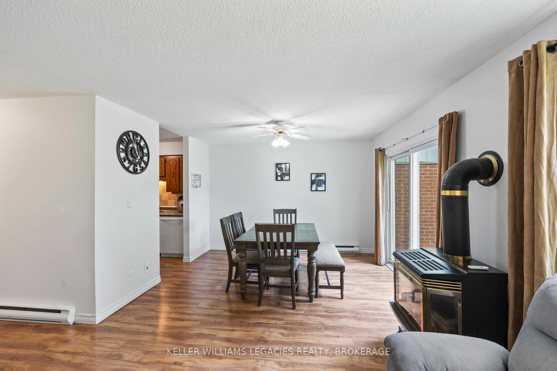 Photo 10 of 11-19 Macpherson Avenue, Kingston, Central City West — HOMEH