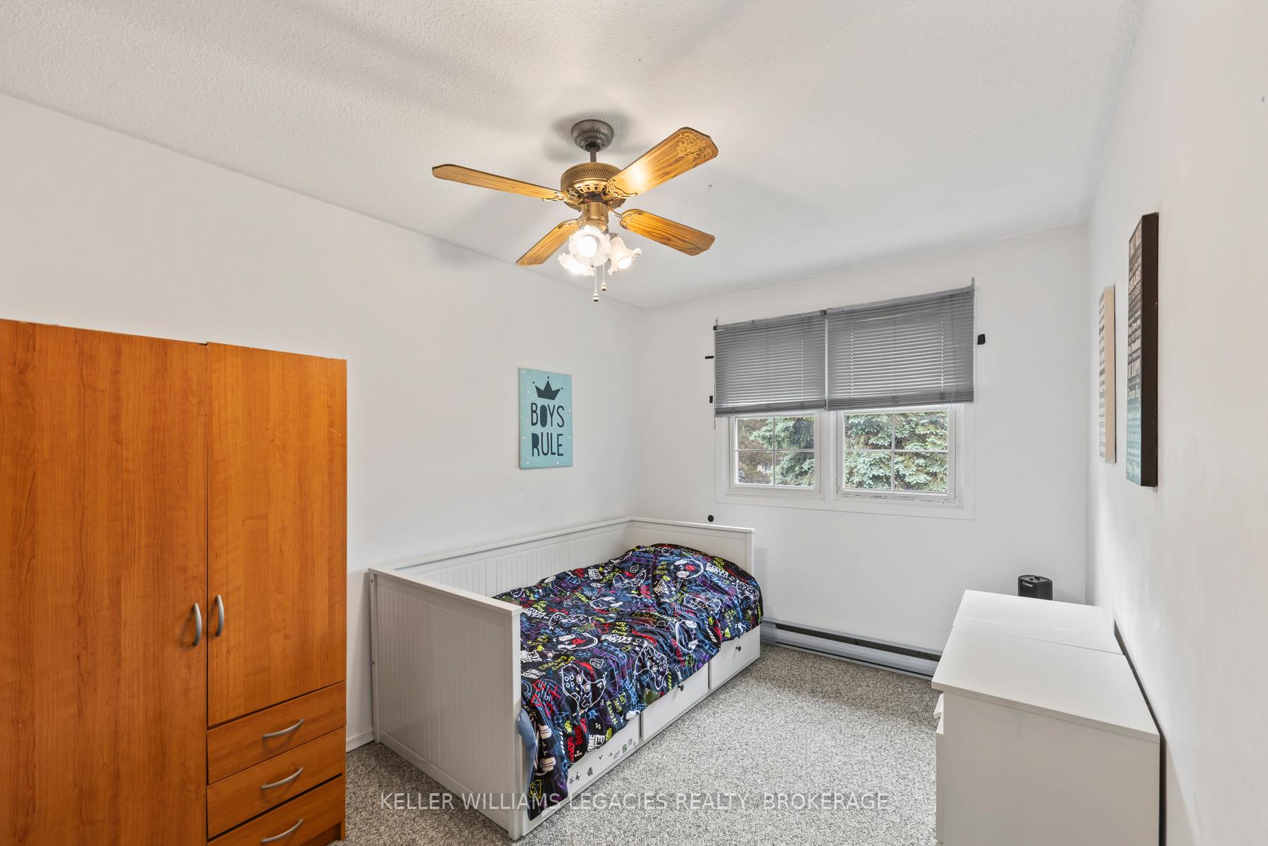 Photo 24 of 11-19 Macpherson Avenue, Kingston, Central City West — HOMEH