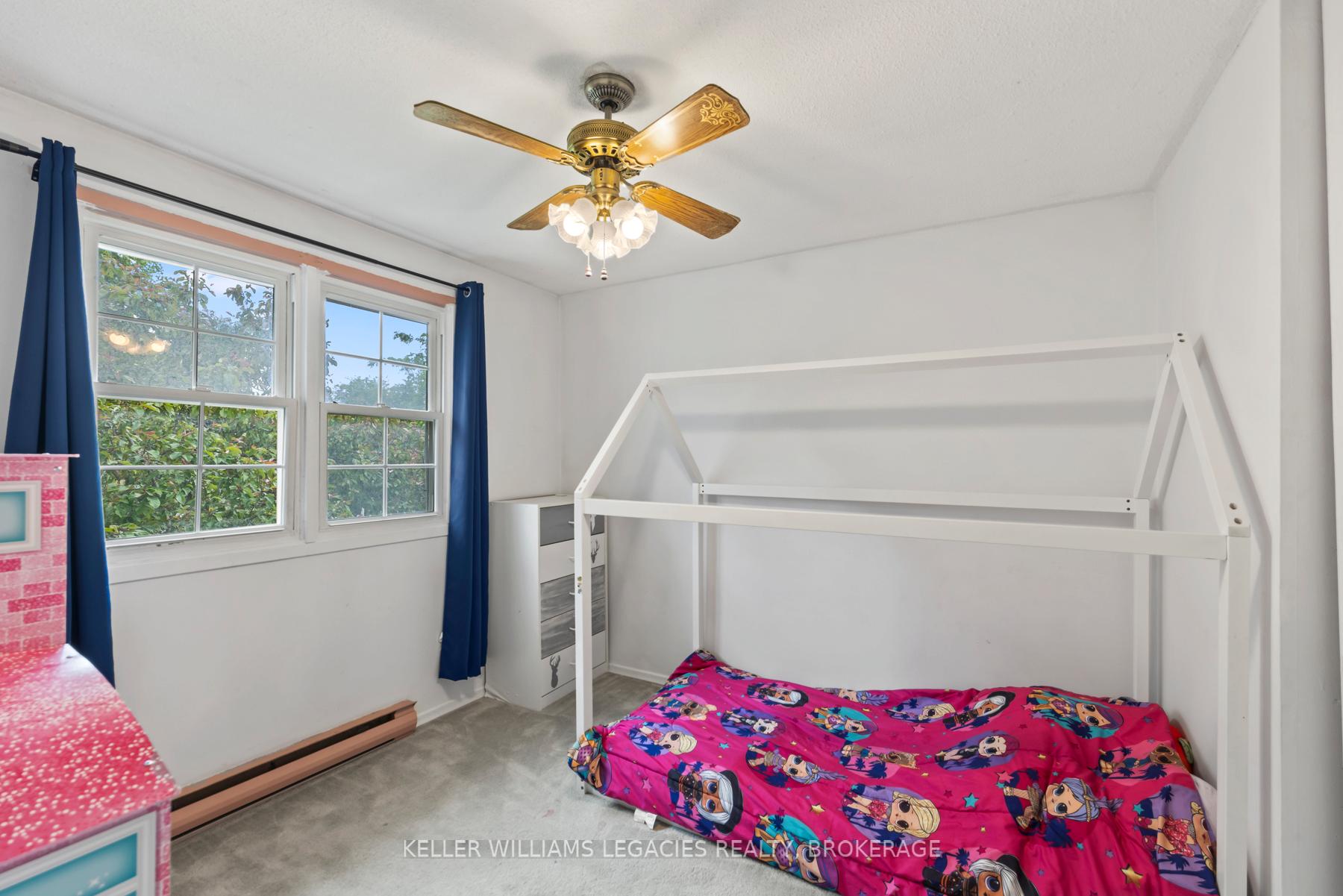 Photo 26 of 11-19 Macpherson Avenue, Kingston, Central City West — HOMEH
