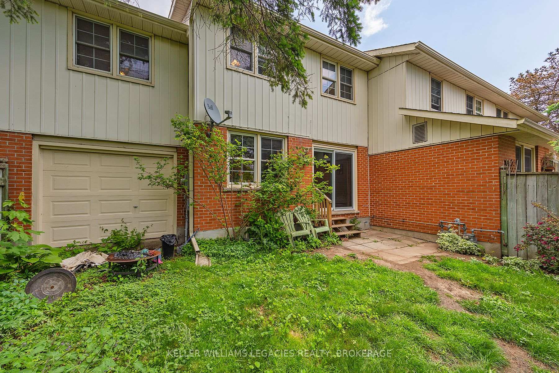 Photo 36 of 11-19 Macpherson Avenue, Kingston, Central City West — HOMEH
