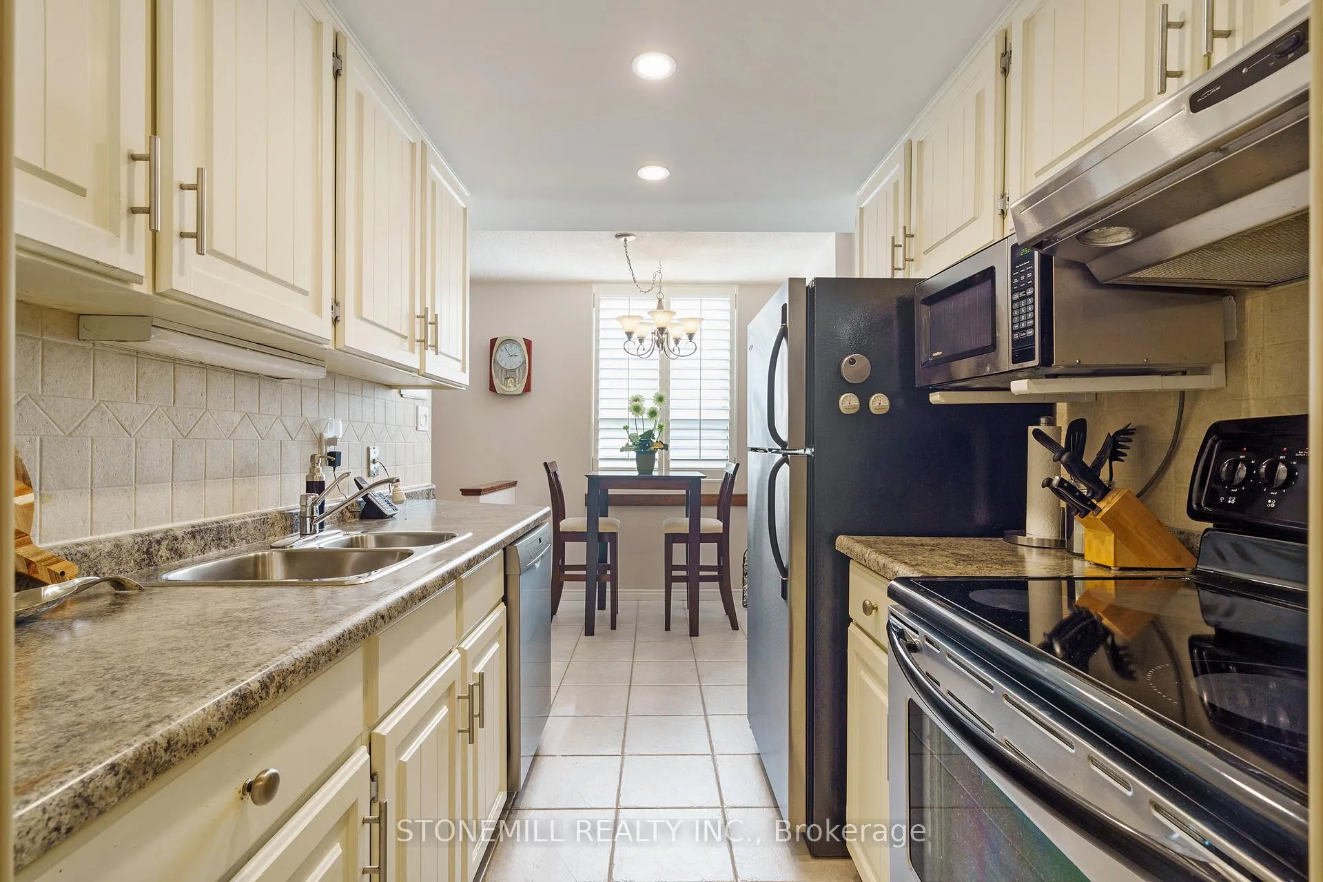Photo 8 of Unit 403, 120 Duke Street, Hamilton, Durand — HOMEH