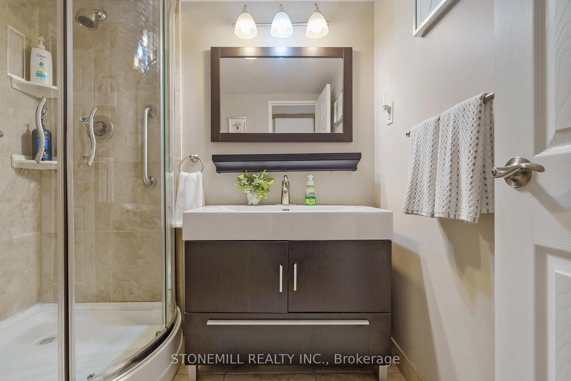 Photo 16 of Unit 403, 120 Duke Street, Hamilton, Durand — HOMEH