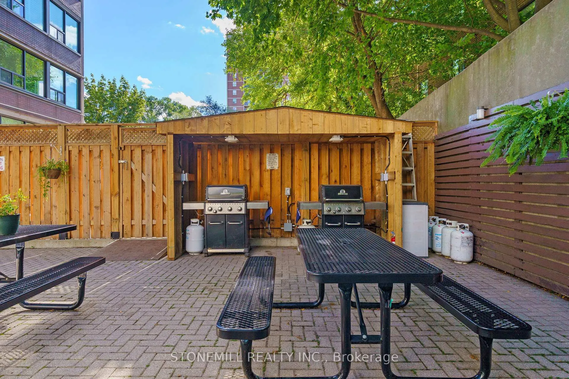 Photo 30 of Unit 403, 120 Duke Street, Hamilton, Durand — HOMEH