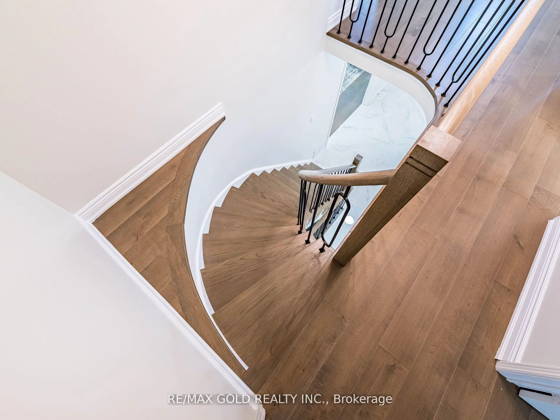 Photo 20 of 3 Hawkway Court, Brampton, Fletcher's West — HOMEH
