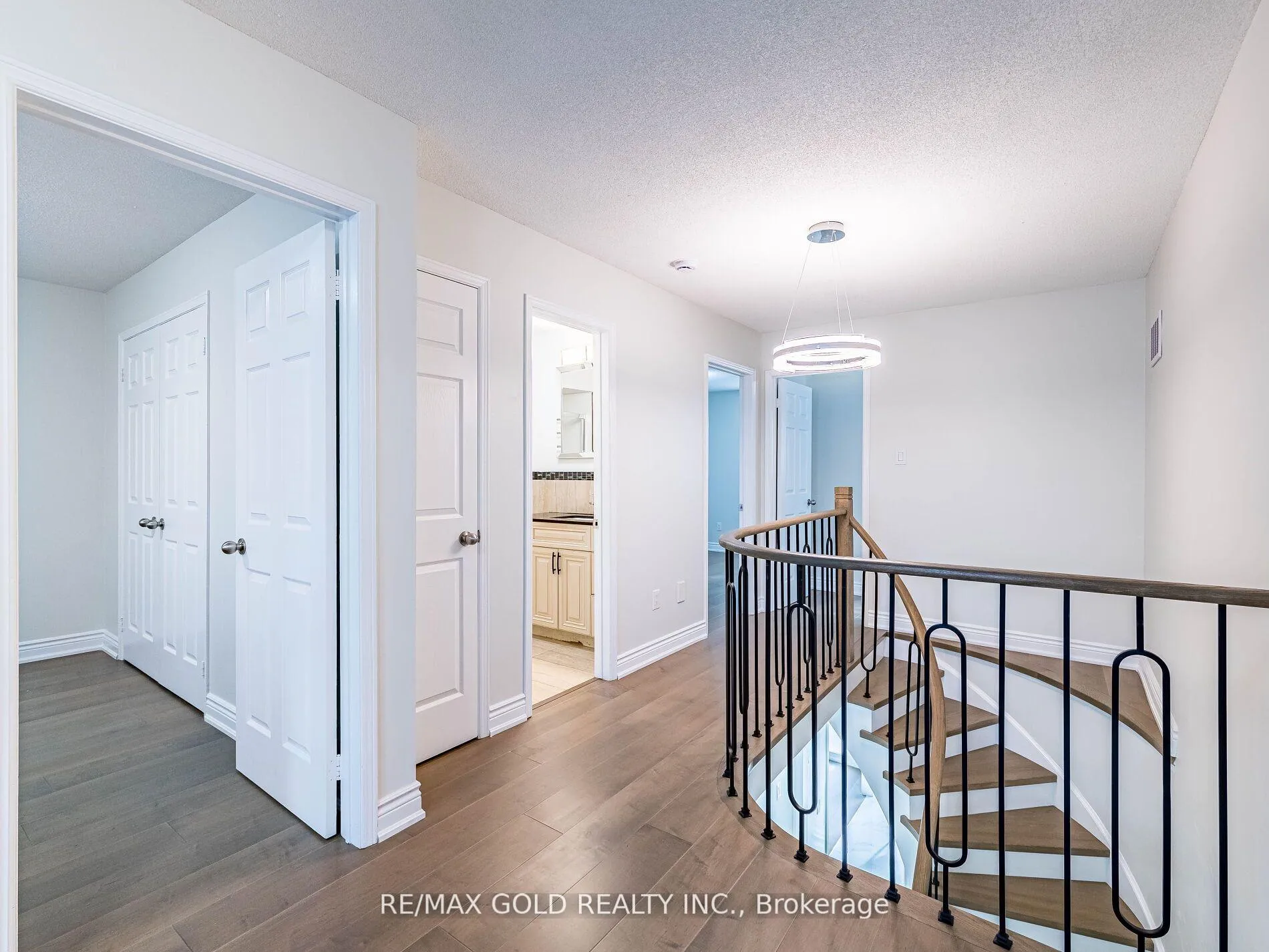 Photo 28 of 3 Hawkway Court, Brampton, Fletcher's West — HOMEH