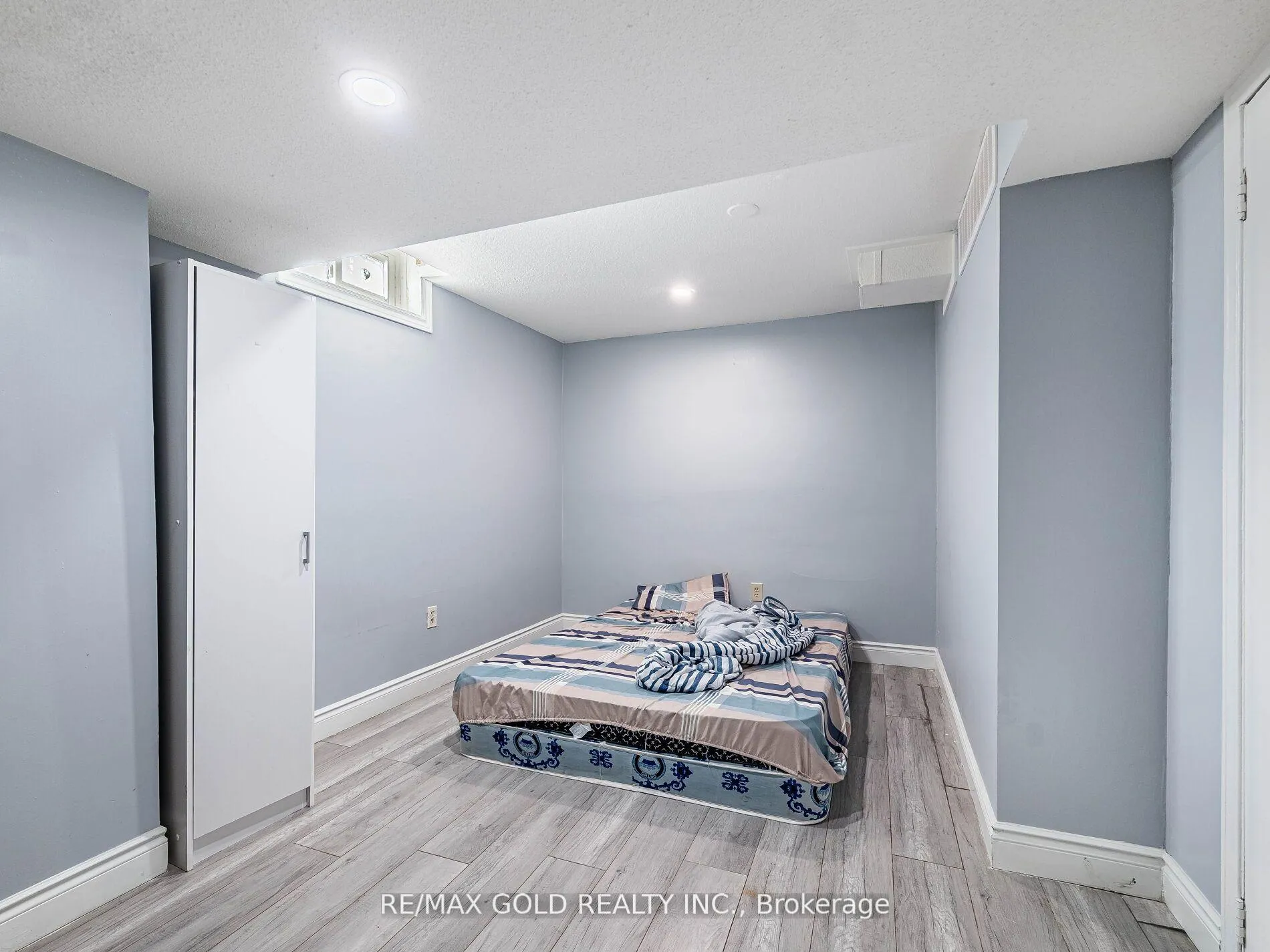 Photo 39 of 3 Hawkway Court, Brampton, Fletcher's West — HOMEH