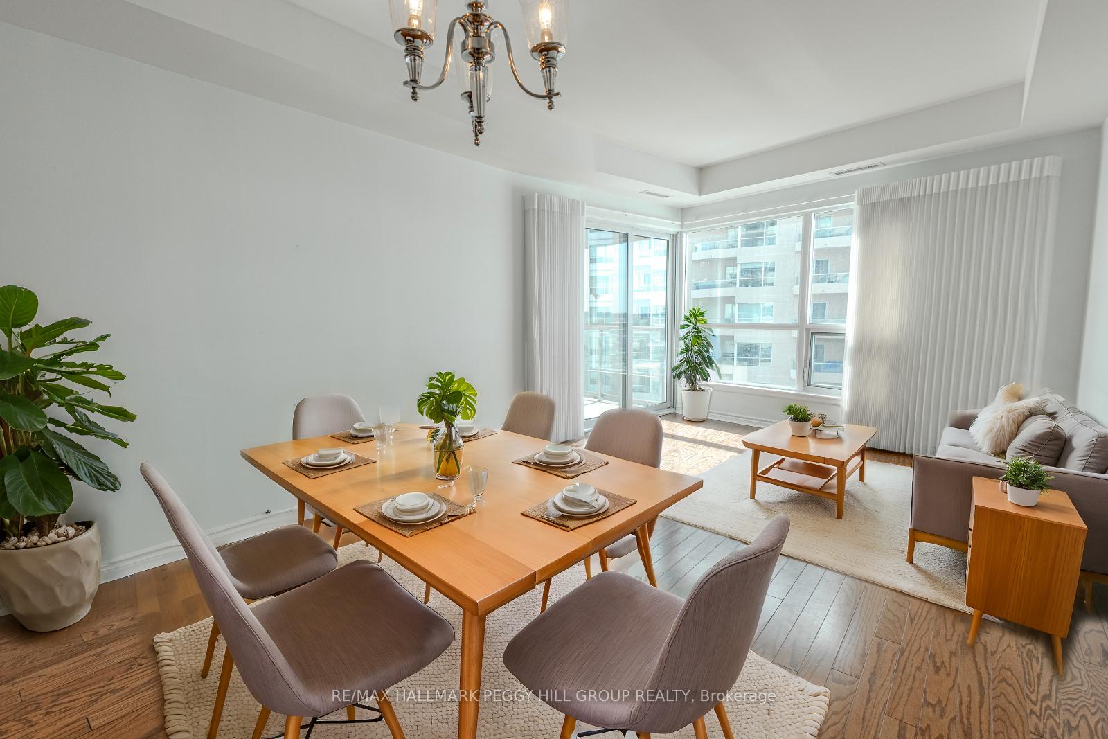 Photo 4 of Unit 1105, 6 Toronto Street, Barrie, Lakeshore — HOMEH