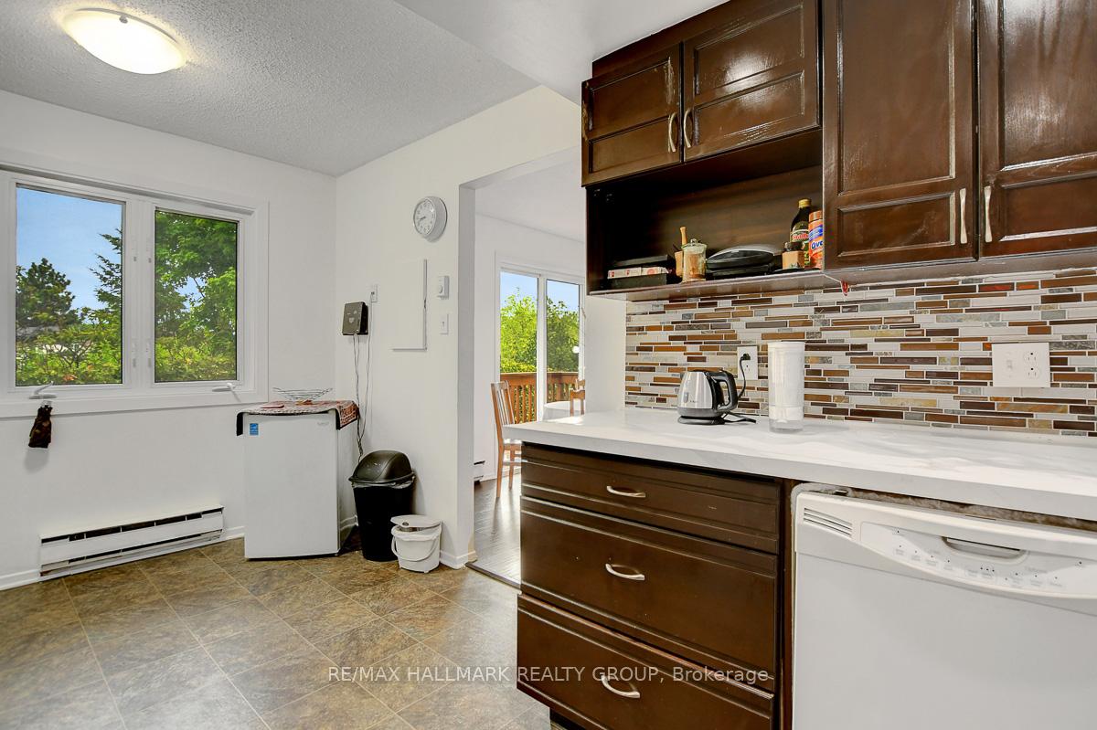 Photo 15 of Unit 51, 43 Haxby Private, Ottawa, Hunt Club Park/Greenboro — HOMEH