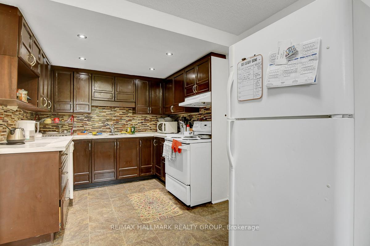 Photo 17 of Unit 51, 43 Haxby Private, Ottawa, Hunt Club Park/Greenboro — HOMEH