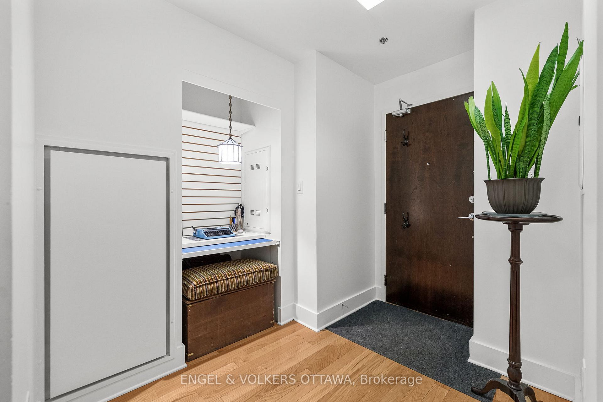Photo 4 of Unit 204, 101 Richmond Road, Ottawa, Westboro South — HOMEH
