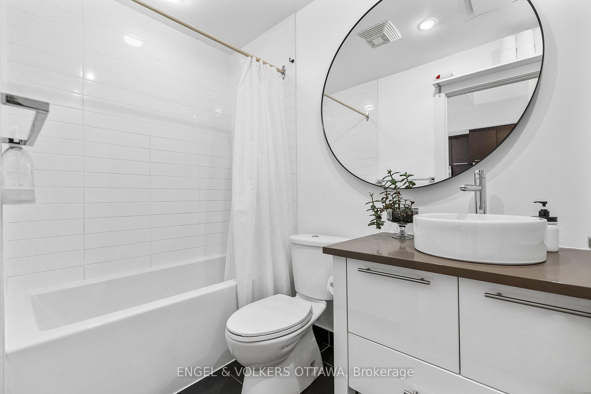 Photo 10 of Unit 204, 101 Richmond Road, Ottawa, Westboro South — HOMEH