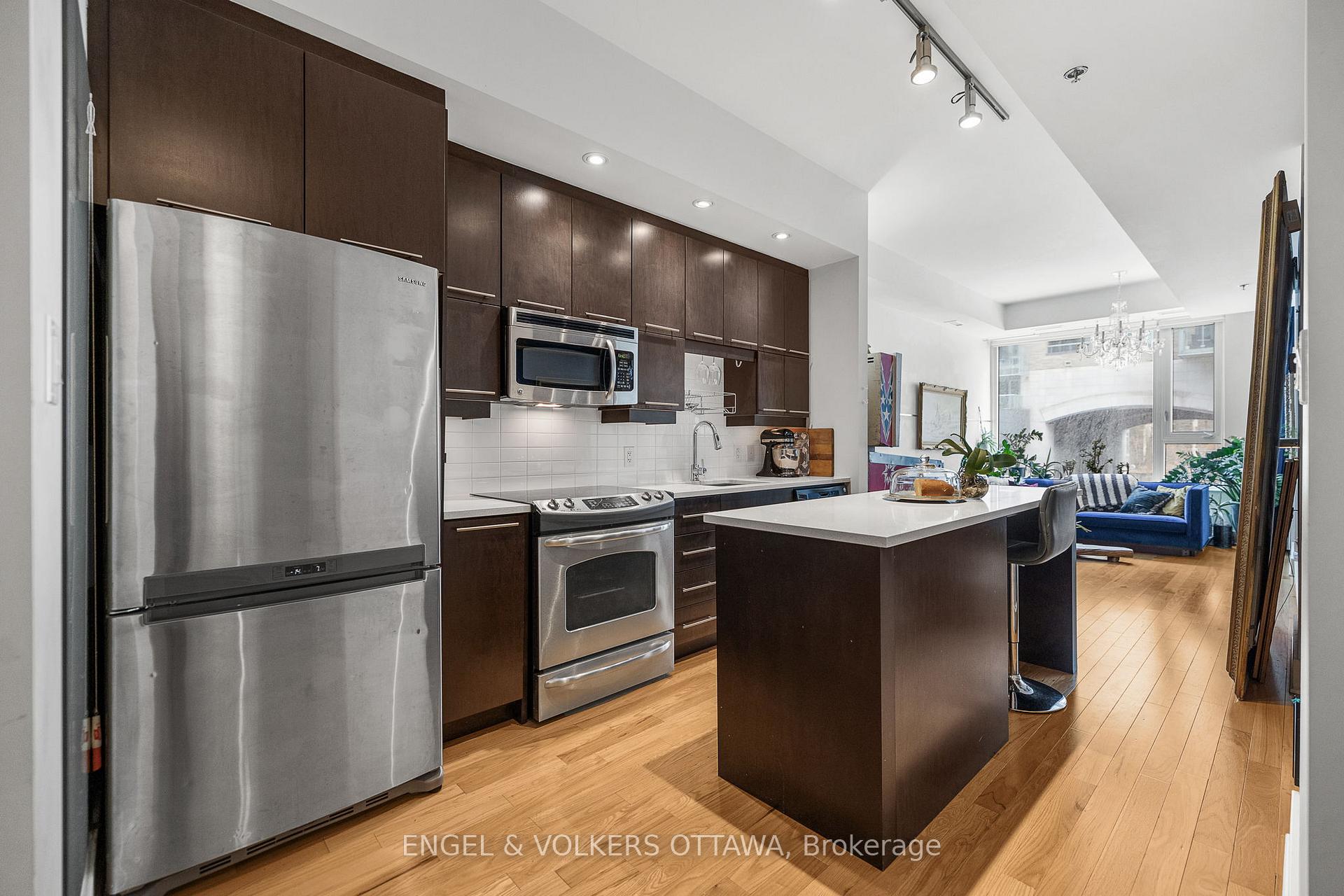 Photo 11 of Unit 204, 101 Richmond Road, Ottawa, Westboro South — HOMEH