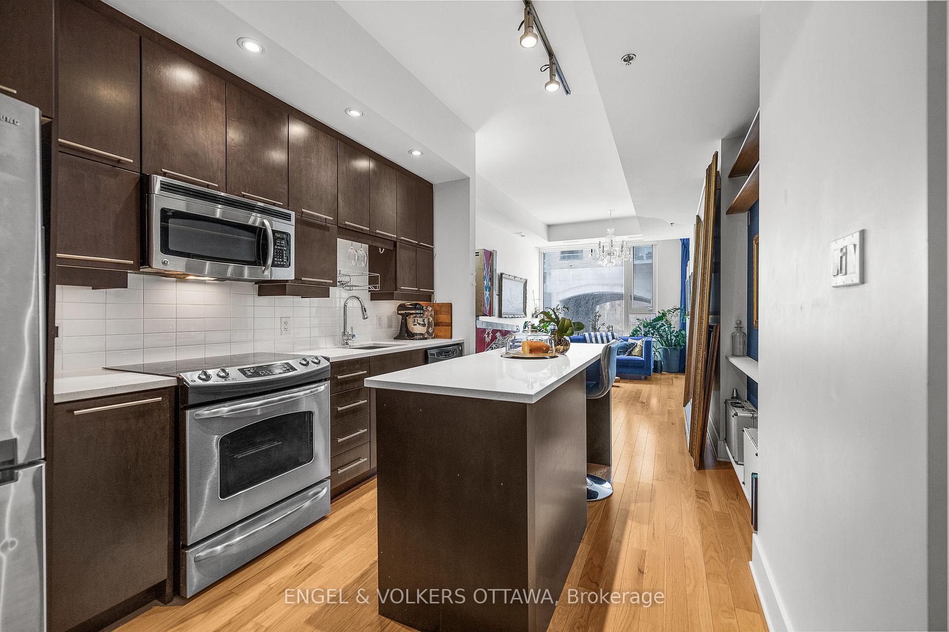 Photo 12 of Unit 204, 101 Richmond Road, Ottawa, Westboro South — HOMEH