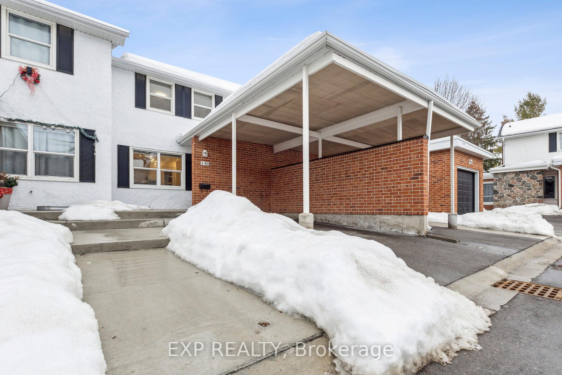 Front of Unit 3, 407 Keats Way