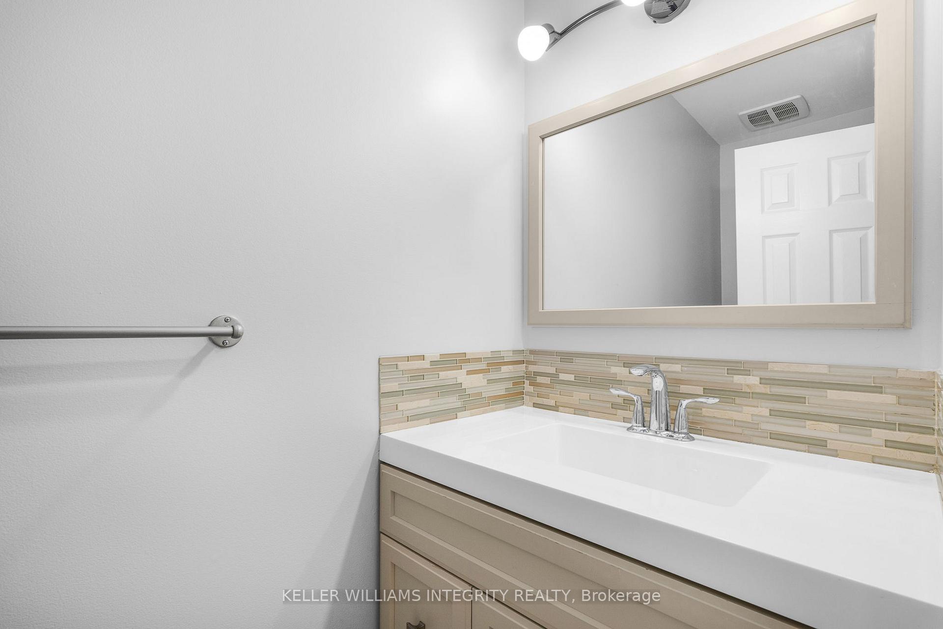 Photo 5 of Unit 4, 6581 Colony Square, Ottawa, Convent Glen North — HOMEH
