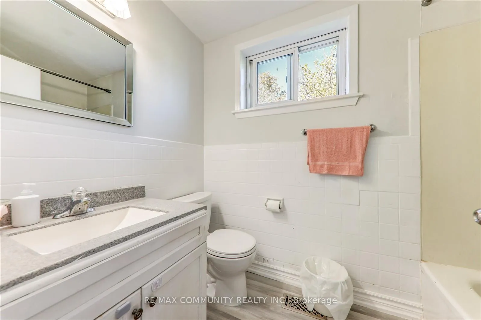 Photo 45 of 196 Lovekin Road, Clarington, Rural Clarington — HOMEH