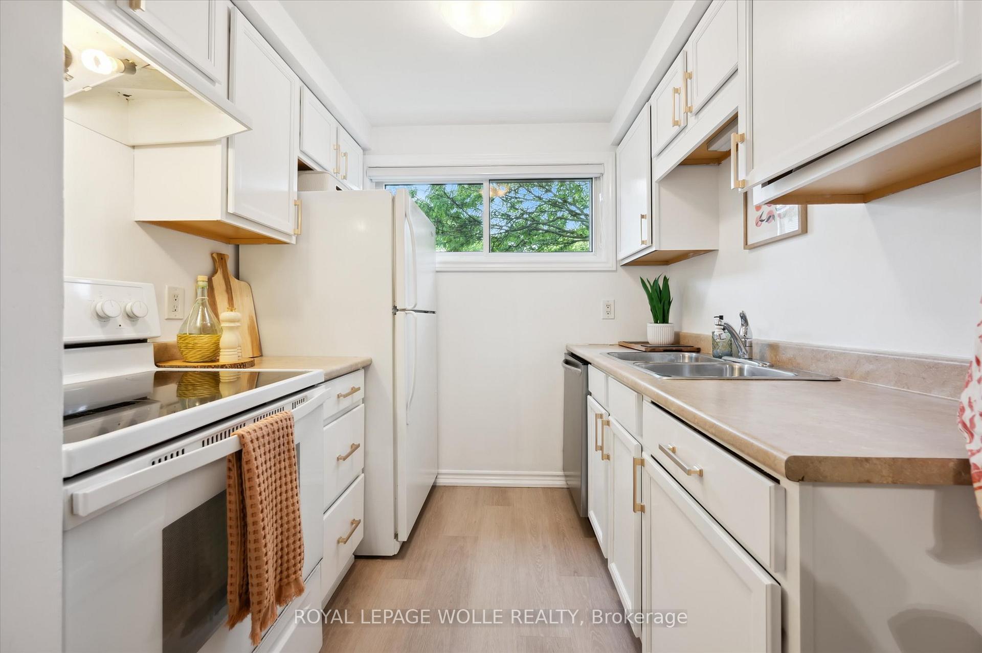 Photo 37 of Unit 74, 35 Breckenridge Drive, Kitchener, Heritage Park - Kitchener — HOMEH