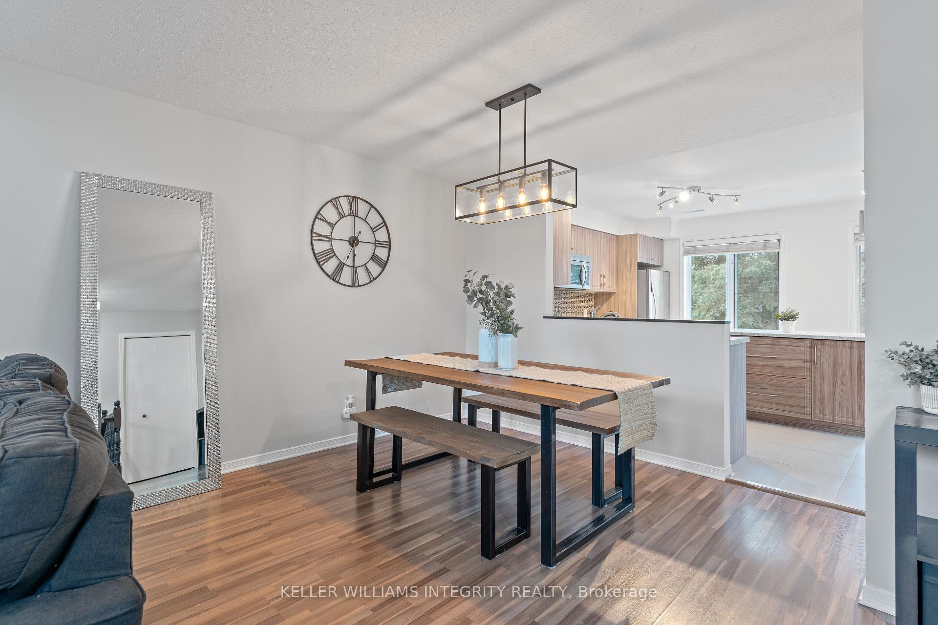 Photo 7 of 92 Briston Private, Ottawa, Hunt Club Park — HOMEH