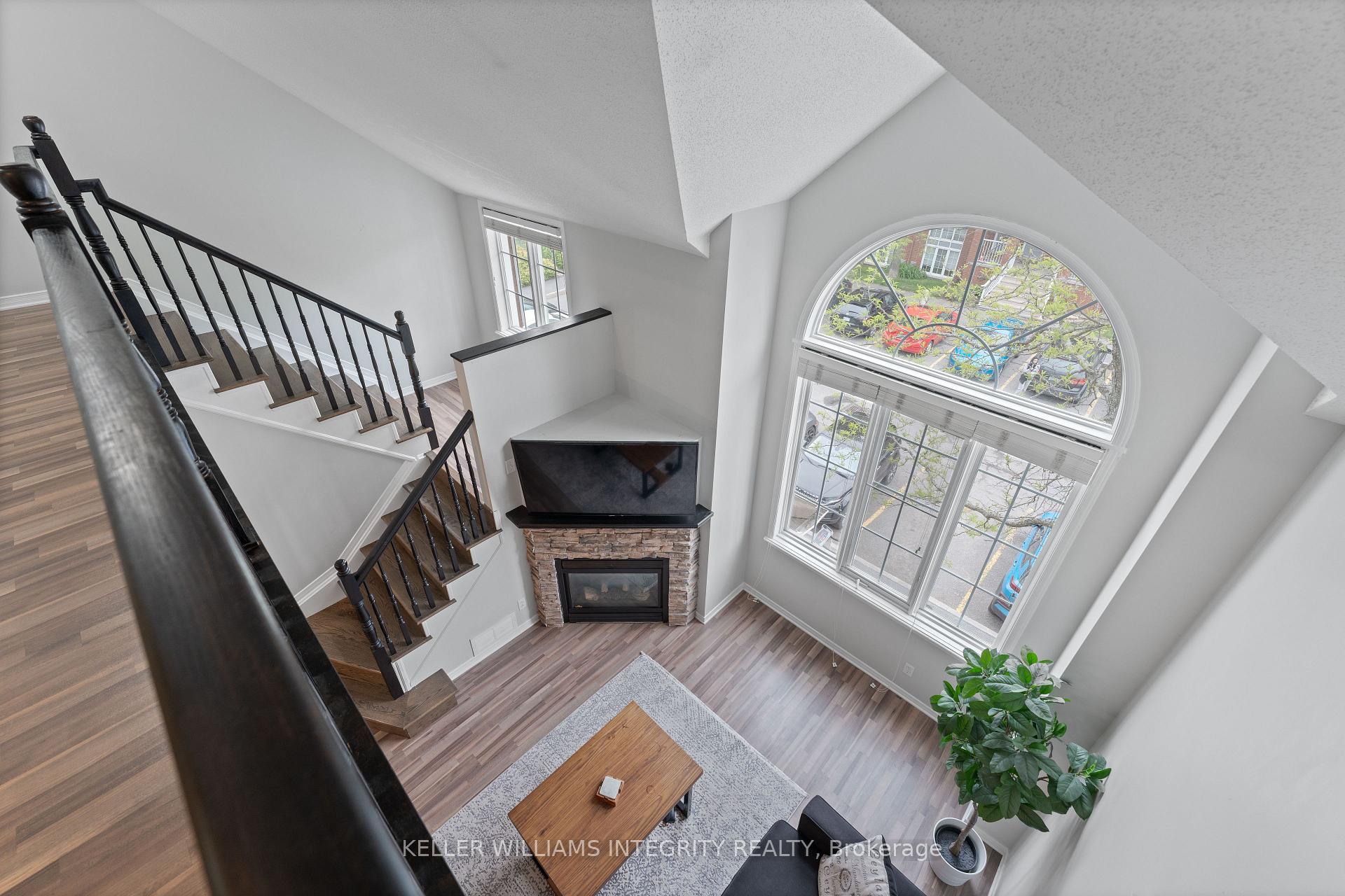 Photo 15 of 92 Briston Private, Ottawa, Hunt Club Park — HOMEH