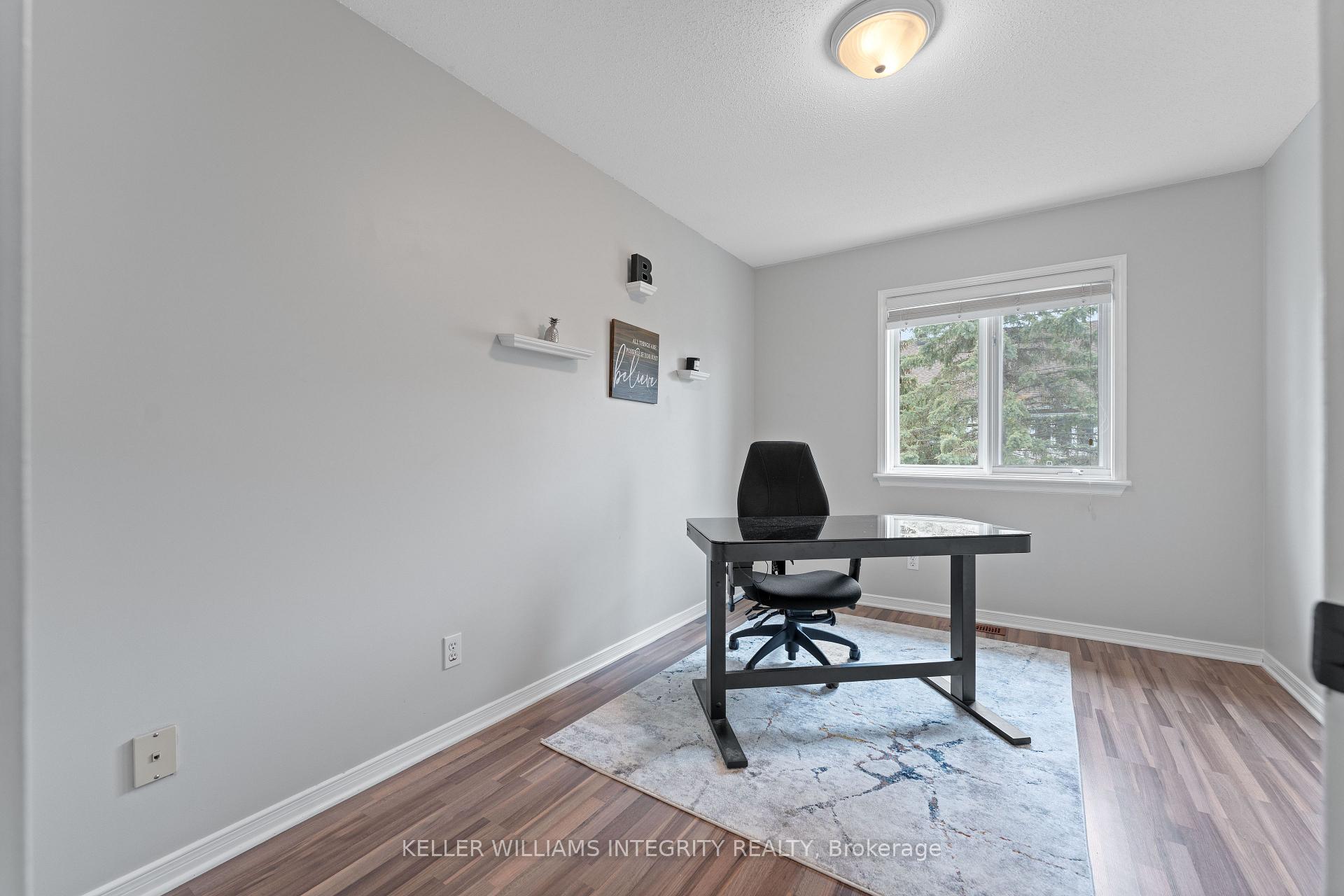 Photo 20 of 92 Briston Private, Ottawa, Hunt Club Park — HOMEH
