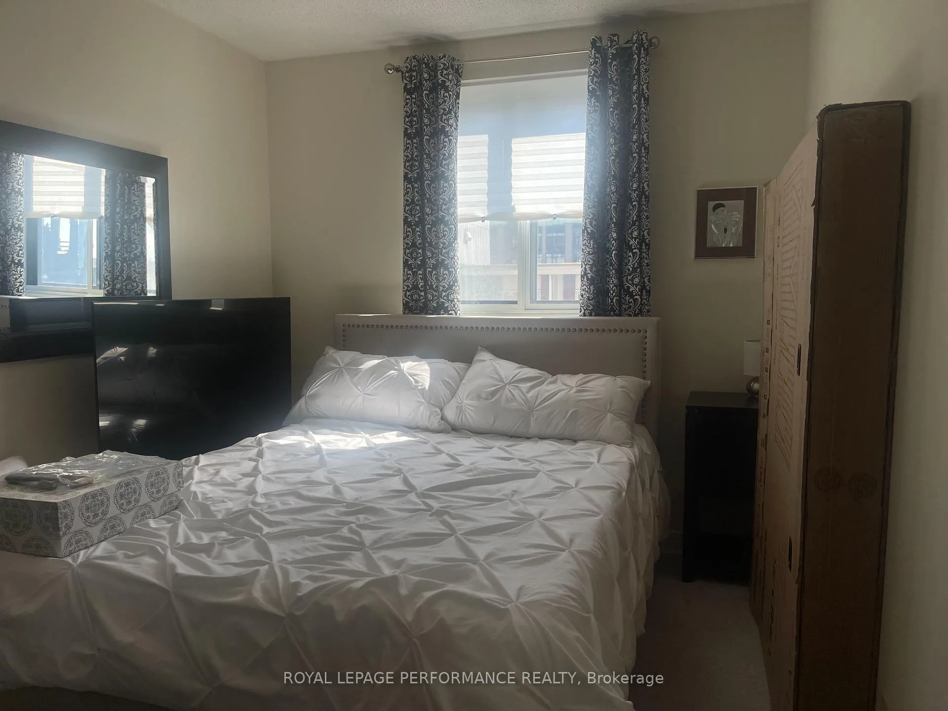 Photo 3 of Unit 1105, 199 Kent Street N, Ottawa, Ottawa Centre — HOMEH