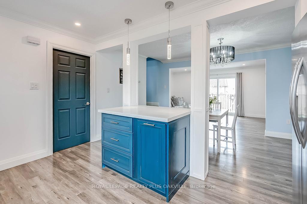 Photo 5 of Unit 2, 1358 Upper Gage Avenue, Hamilton, Randall — HOMEH