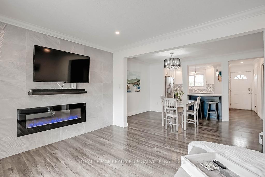 Photo 10 of Unit 2, 1358 Upper Gage Avenue, Hamilton, Randall — HOMEH