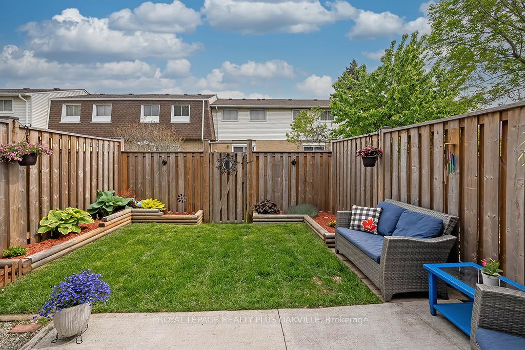Photo 28 of Unit 2, 1358 Upper Gage Avenue, Hamilton, Randall — HOMEH
