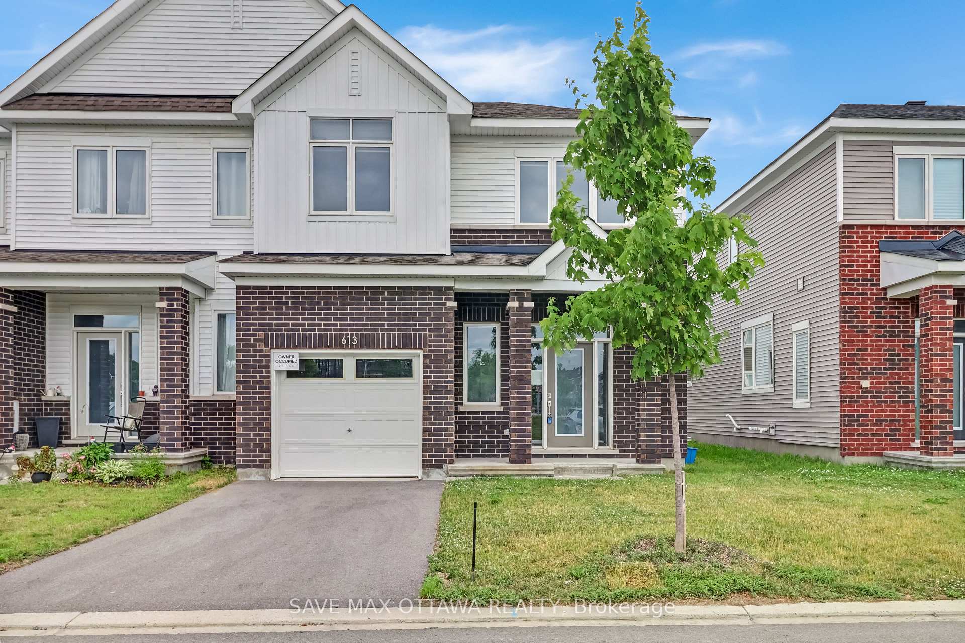 Photo 2 of 613 Chillerton Drive, Ottawa, Barrhaven - Half Moon Bay — HOMEH