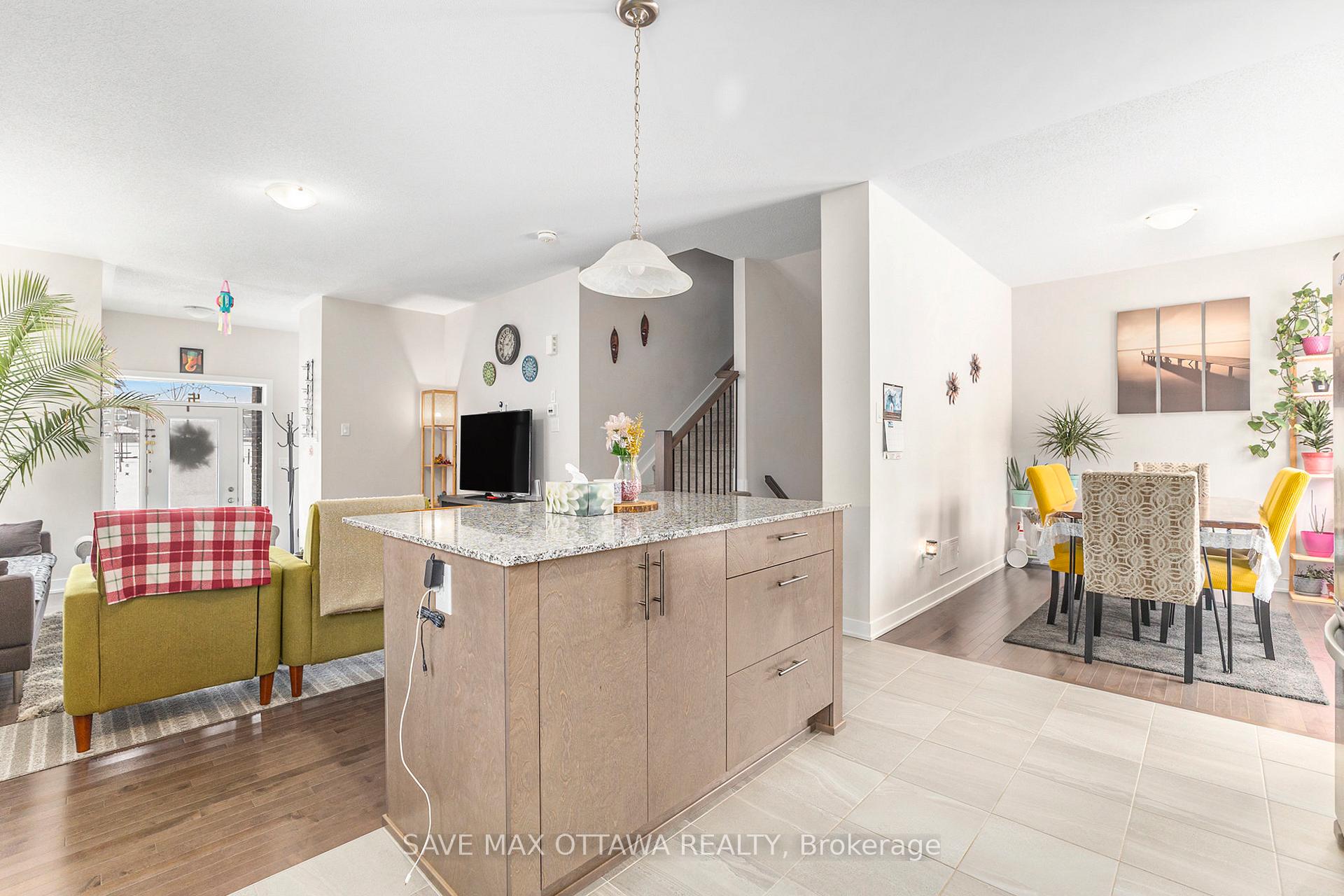 Photo 10 of 613 Chillerton Drive, Ottawa, Barrhaven - Half Moon Bay — HOMEH