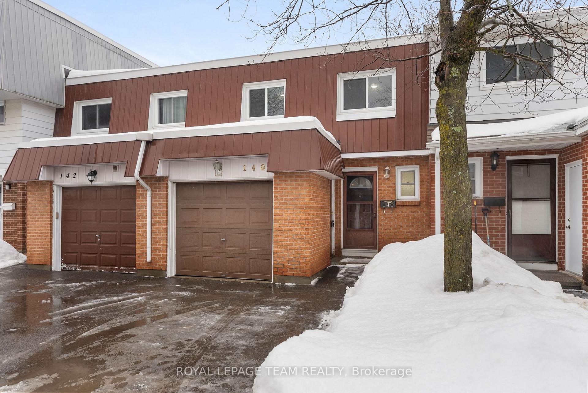 Photo 1 of 140 Birch Hill, Ottawa, Carson Meadows — HOMEH