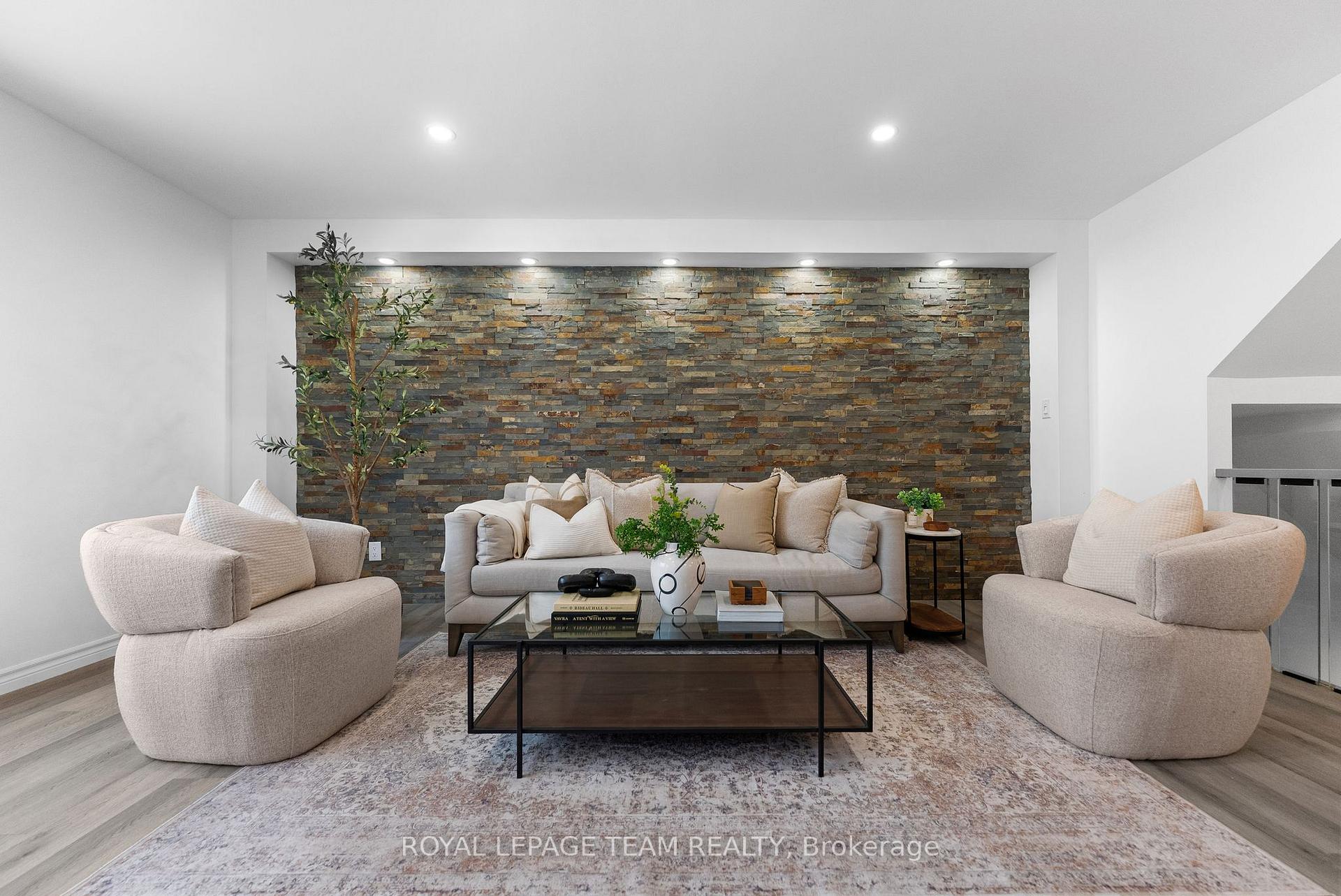 Photo 13 of 140 Birch Hill, Ottawa, Carson Meadows — HOMEH