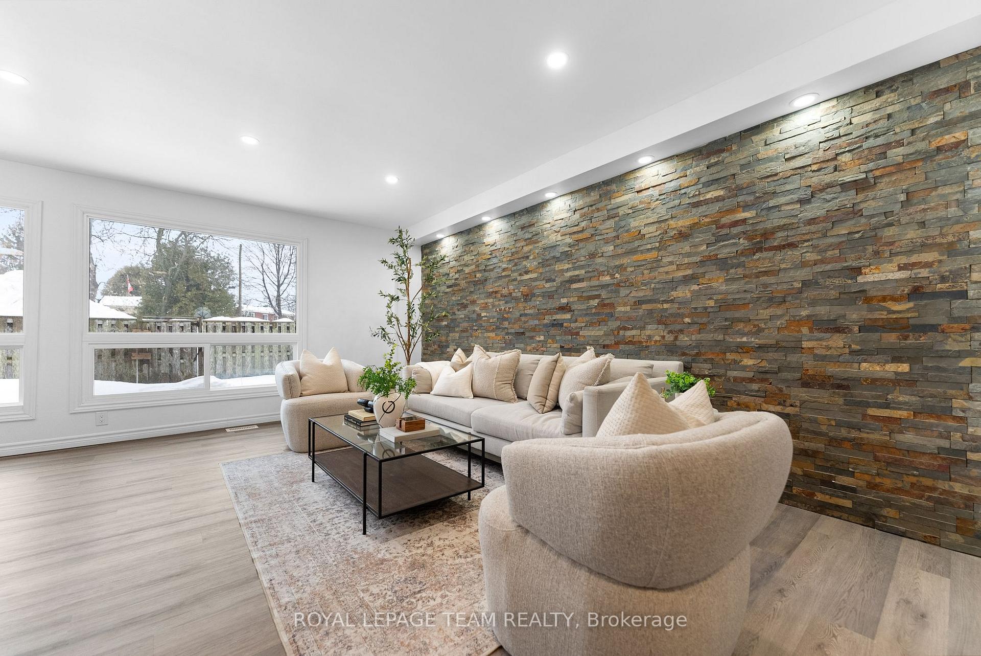 Photo 14 of 140 Birch Hill, Ottawa, Carson Meadows — HOMEH