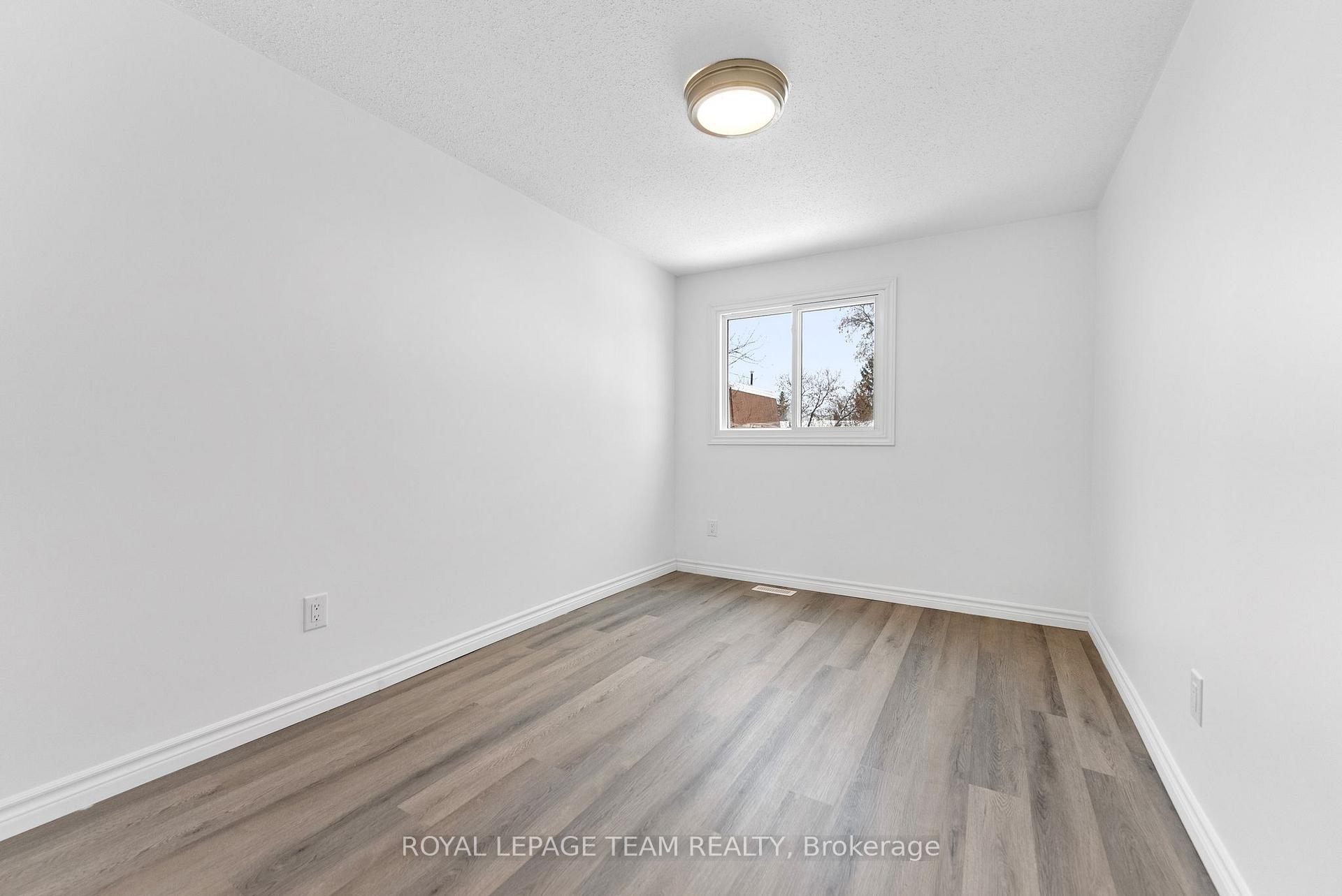 Photo 20 of 140 Birch Hill, Ottawa, Carson Meadows — HOMEH