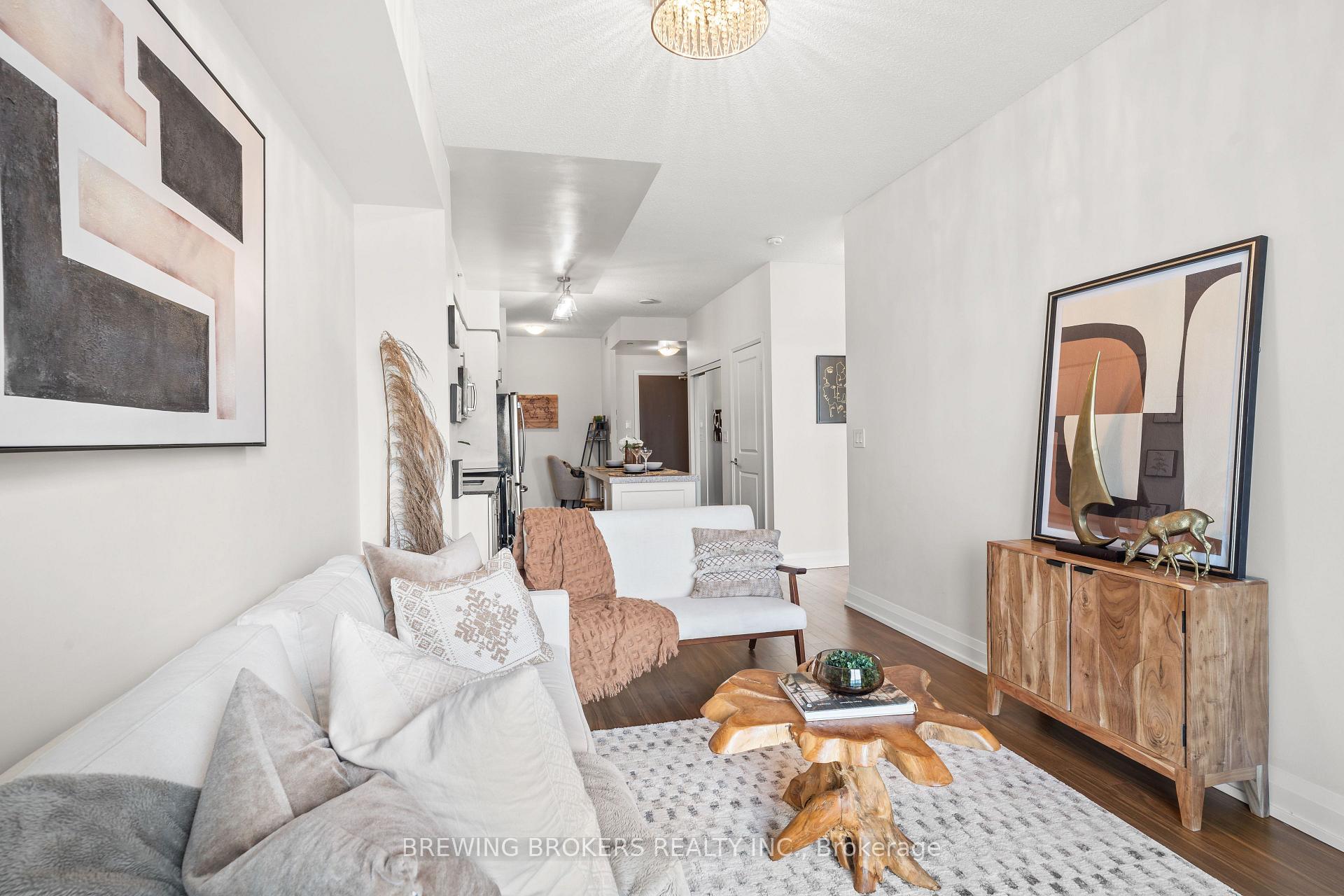Photo 8 of Unit 1812, 7171 Yonge Street, Markham, Thornhill — HOMEH